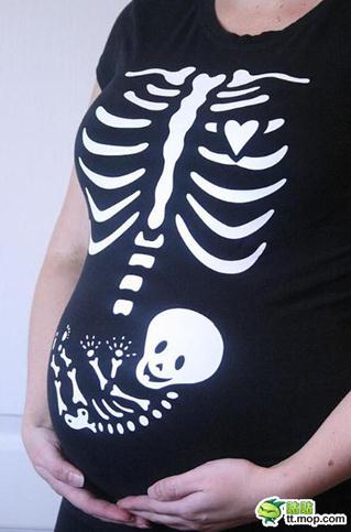 看看这些创意逆天的T恤啊!还敢穿得再夸张些吗