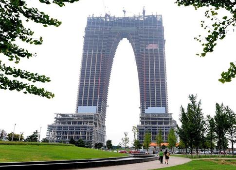 大秋裤穿上大头鞋：苏州“秋裤”楼穿上了“方头鞋”