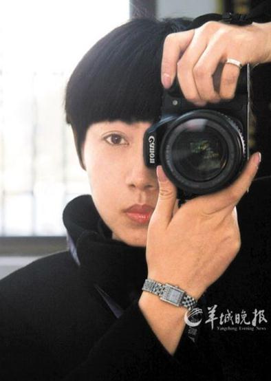 云中郁金香空姐王淋自拍照：空姐自拍私密照曝光