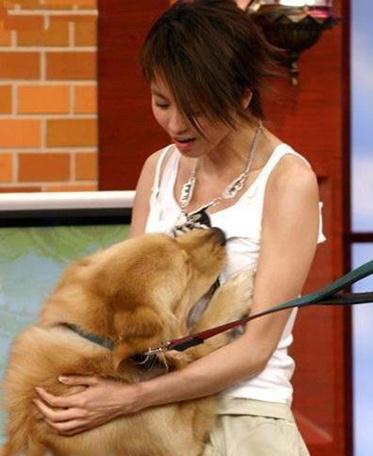 动物也好色：喜欢非礼美女的好色动物组图