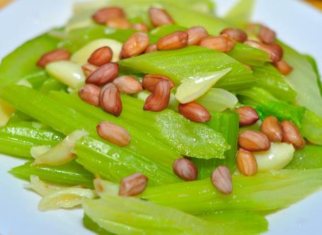 孕妇吃西芹有什么好处?孕妇吃西芹的做法