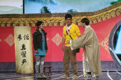 谢娜陈赫小品《情感大师》大打温情牌,坡姐搭档曾小贤笑果惊人