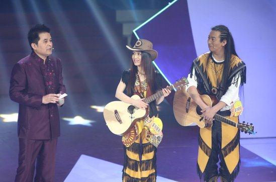 原创音乐组合“安与骑兵”摘得星光大道2012年度总决赛冠军