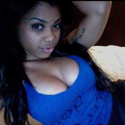 90后欧美天王贾斯汀-比伯一时性起袭胸女粉丝,18岁小天王偏爱波霸豪乳妹子