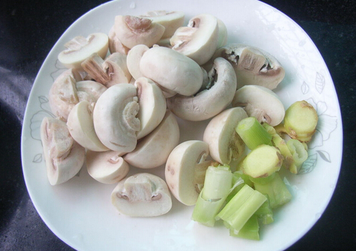 产妇能吃口蘑吗？适合产妇吃口蘑的食谱