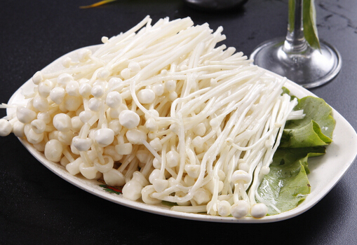 哺乳期能吃金针菇吗？吃金针菇的做法