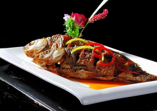 产妇可以吃鲫鱼吗?鲫鱼的做法