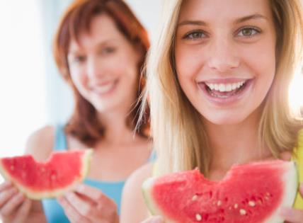 坐月子可以吃西瓜吗?坐月子吃西瓜的注意事项