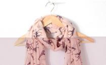 十种围巾系法助你变身时尚小达人