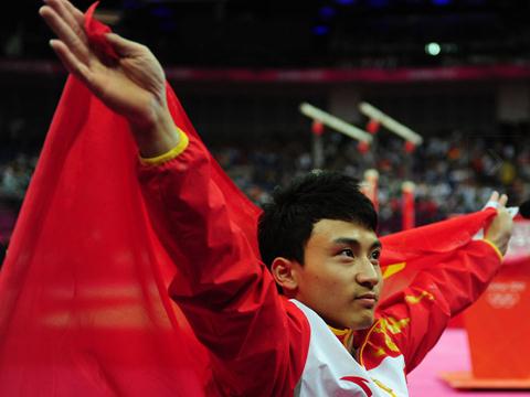 伦敦奥运会中国军团第32金：男子双杠冯喆最高难度夺冠