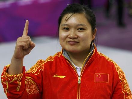 伦敦奥运会中国军团第5金：女子10米气手枪郭文珺夺金卫冕
