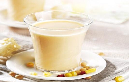 经期豆浆和蔬菜汁搭配让你更瘦哦!