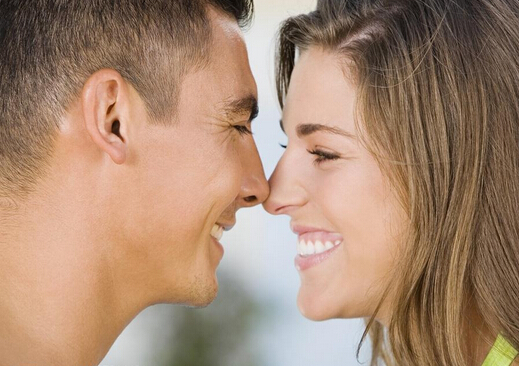 鼻子脱皮怎么办？鼻子脱皮的原因？