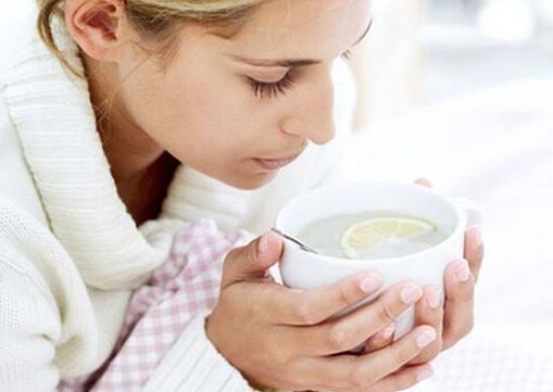 手脚冰凉是怎么回事?手脚冰凉吃什么好