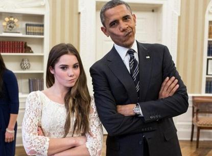 奥巴马与“不爽姐”马罗尼白宫同拍撅嘴照,撅嘴看谁更不爽