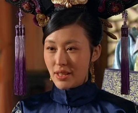 王石离婚,《甄嬛传》80后女演员田朴珺新欢,潘石屹任志强等微博调侃