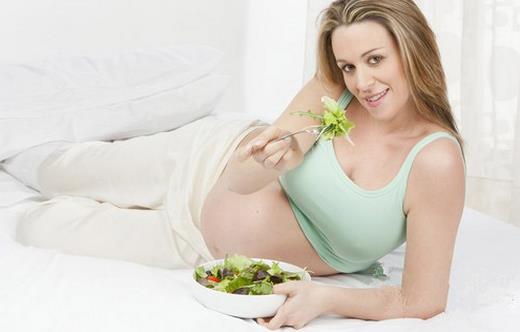 产后为何胀奶？胀奶的原因有哪些？