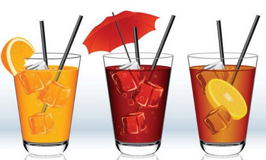 喝高糖饮料危害大!鲜榨果汁也不可多喝!