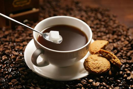 喝咖啡会造成钙质流失吗？喝咖啡会引起骨质疏松症吗