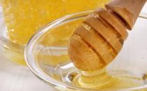 蜂蜜怎么吃效果最好？如何正确食用蜂蜜