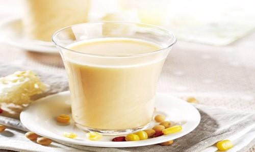 吃药可以喝豆浆吗?豆浆和药能一起吃吗