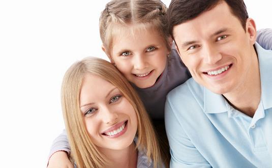 谁伺候孕妈坐月子比较好?