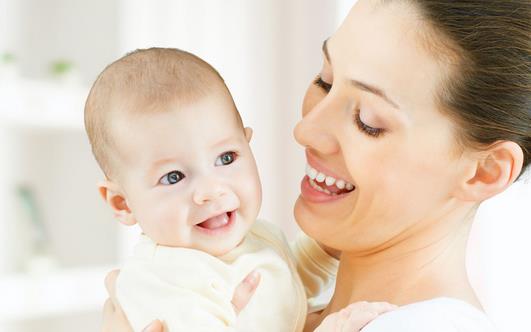 乳腺炎是因为什么？如何保证奶量充足？