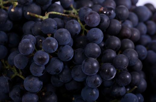 葡萄怎么吃更健康？吃葡萄的注意事项