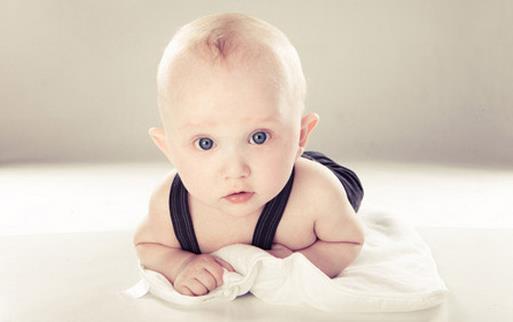 新生儿适合吹空调吗?温度多少合适?