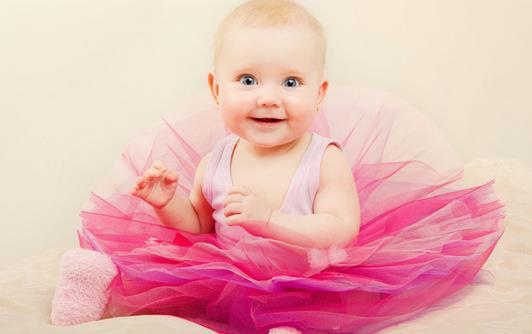 新生宝宝48小时应该怎么看护？