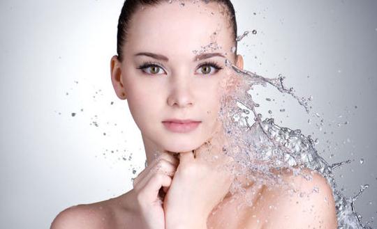 女人各个年龄阶段应该如何护肤？