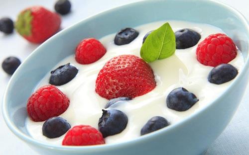 夏季怎样喝酸奶更健康？夏季喝酸奶的注意事项