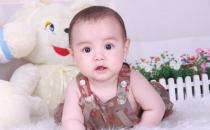 混合喂养营养高吗？观察便便了解效果