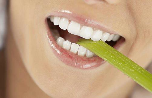 吃什么可以坚固牙齿？对牙齿好的食物有哪些