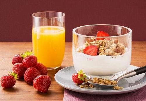 吃饭时喝果汁好吗?喝新鲜果汁应该加糖吗