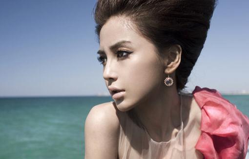 胖脸的MM如何化妆才好看?