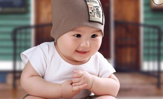 保护宝宝不着凉 穿衣是关键