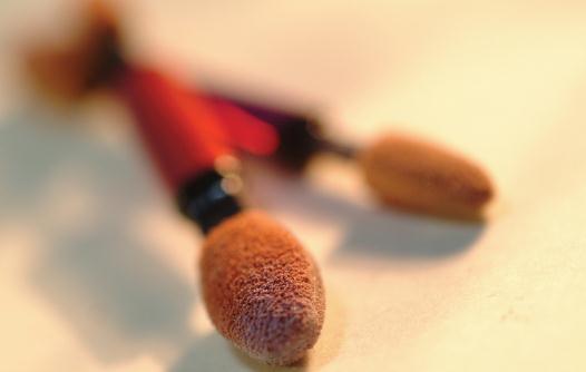 约会看电影?教你怎么画美美的妆