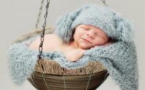 新生儿有哪些特点？该如何护理？