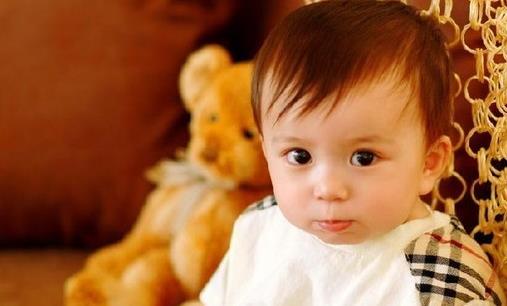 胎儿长的水泡是什么？水泡会影响健康吗？