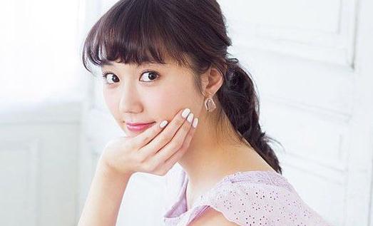 头发油腻怎么办？不洗发也能做好发型！