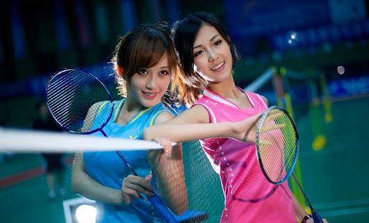 小卷发拯救你的脸型！卷出漂亮发型