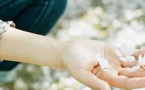 如何打造完美背部曲线？