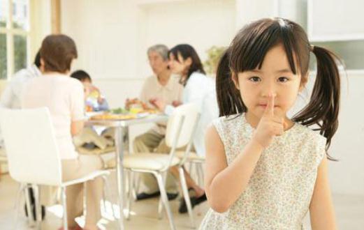 饭后胃胀吃什么?玫瑰花茶可顺气-360常识网