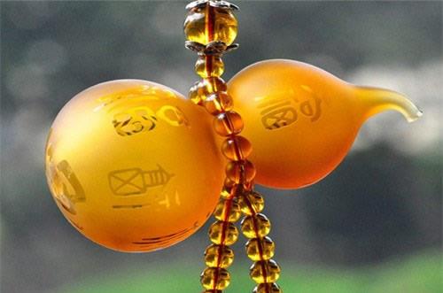 什么风水挂件好?车内挂饰的风水讲究