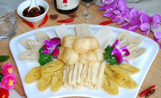 吃豆制品有什么好处?减少动脉粥样硬化