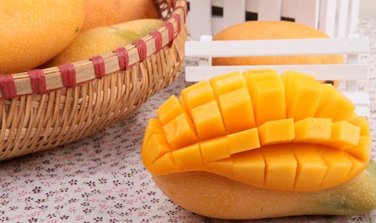 芒果有什么功效？女性吃芒果可预防乳腺癌