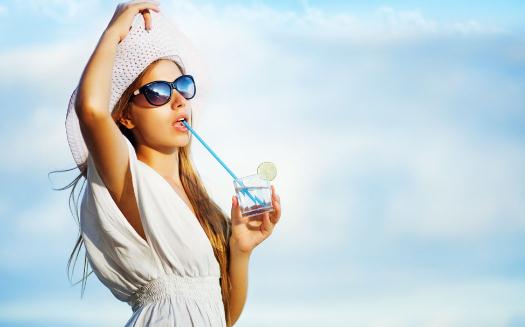 女人喝水需要注意什么?喝水的好处