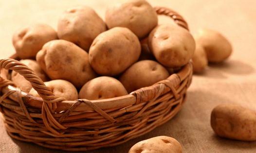 胃溃疡饮食需注意 多吃土豆有益处