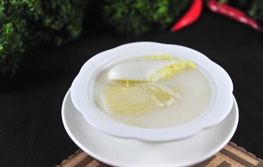 饮食养生吃什么?吃野生鲑鱼可预防中风